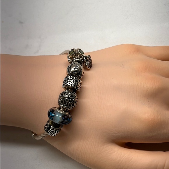 Pandora Silver and Blue Charm Bracelet Never Worn Excellent Condition - Picture 1 of 8